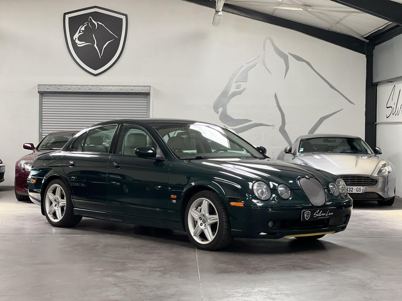 SILVER LAC - JAGUAR-S-TYPE-R 4.2 V8 406 Suralimenté BVA BERLINE PHASE 1 ...