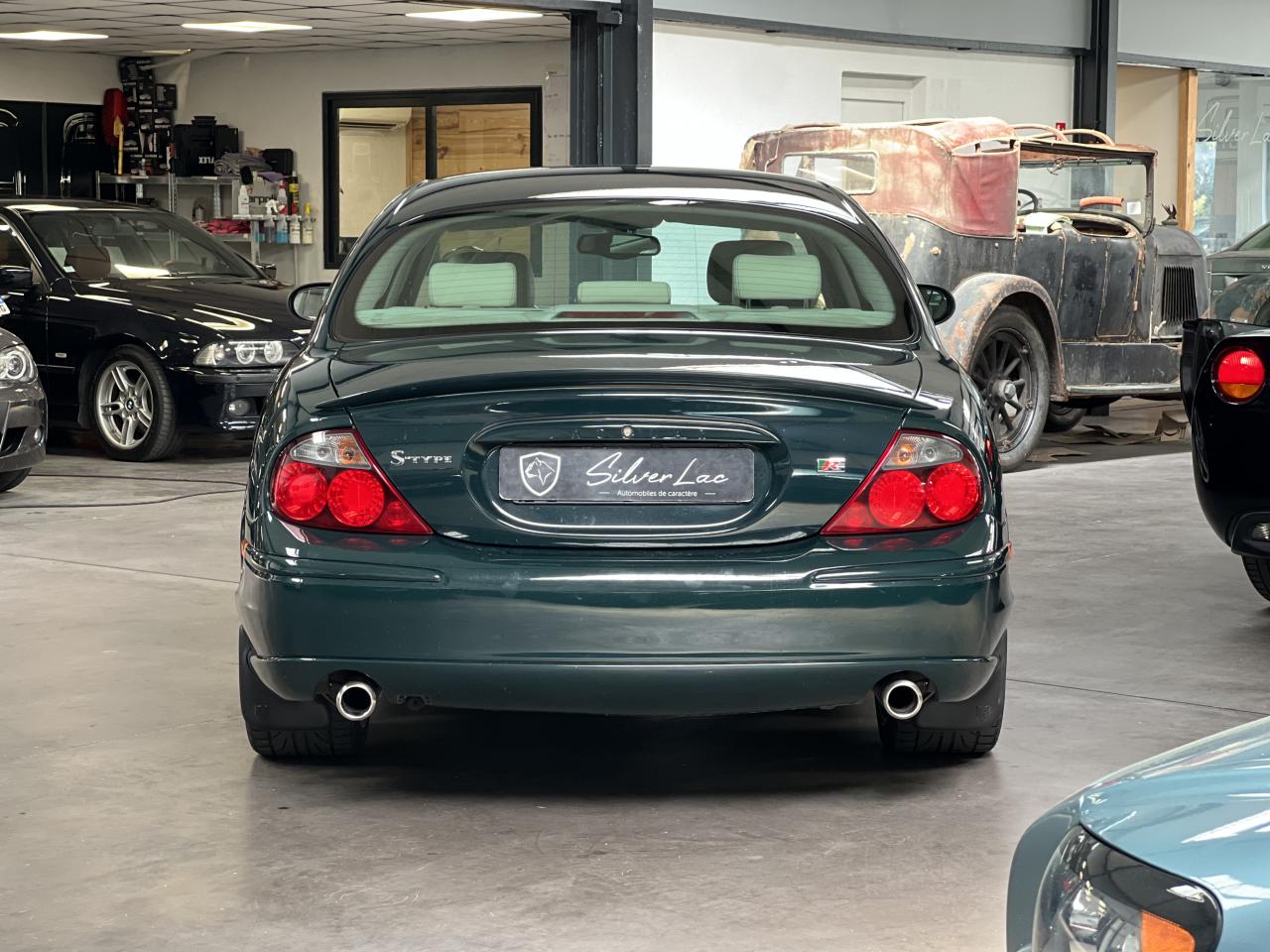 SILVER LAC - JAGUAR-S-TYPE-R 4.2 V8 406 Suralimenté BVA BERLINE PHASE 1 ...